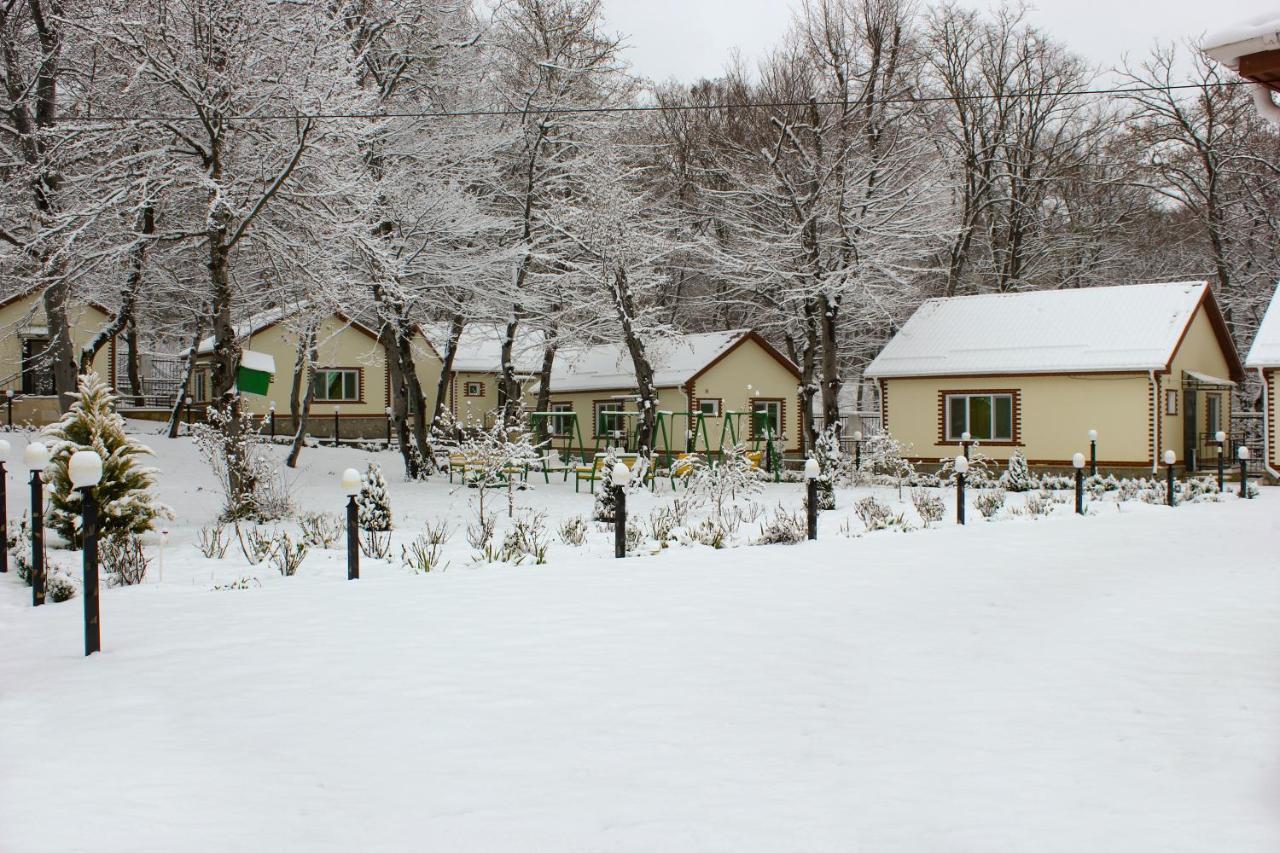 Selena Hotel Кусар Екстериор снимка