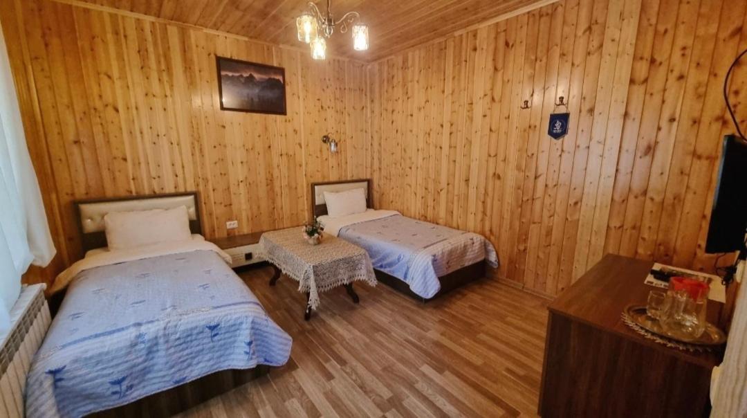 Selena Hotel Кусар Екстериор снимка