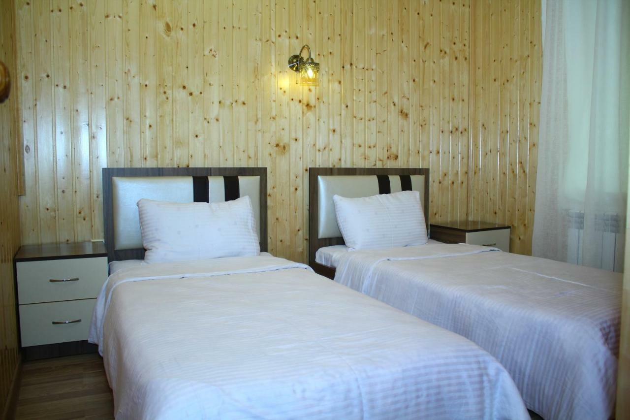 Selena Hotel Кусар Екстериор снимка